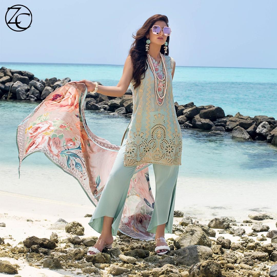 Zainab Chottani - Lawn