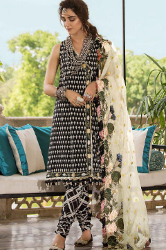 CRIMSON LUXURY LAWN