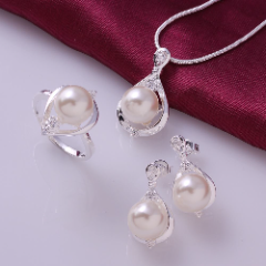 Pearl Jewelry Set
