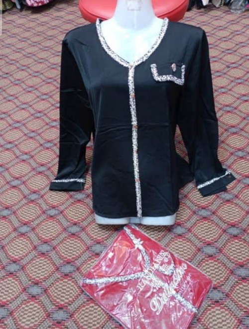 Black Shirt in 2 Colors