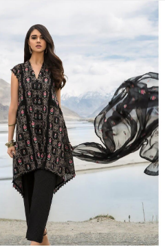 BAREEZE LUXURY LAWN